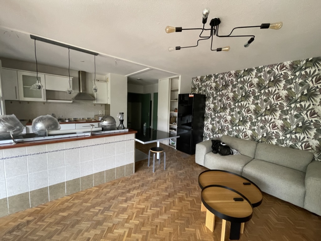 8BEF61DE-89CD-44DD-A81E-C3EE7985850C_1_105_c