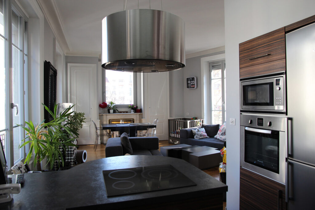 96F927F4-311C-4C70-8322-AF17EDEDDB58_1_105_c